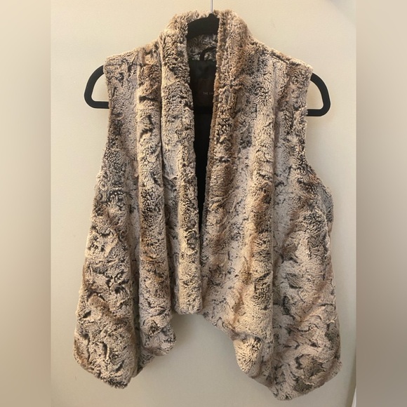 The Limited Faux Fur Vest Women's Sz M/L - Picture 1 of 12